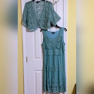 Chris McLaughlin 2 pcs dress sz 18.  A beautiful soft aqua. Nwsizet(never worn).